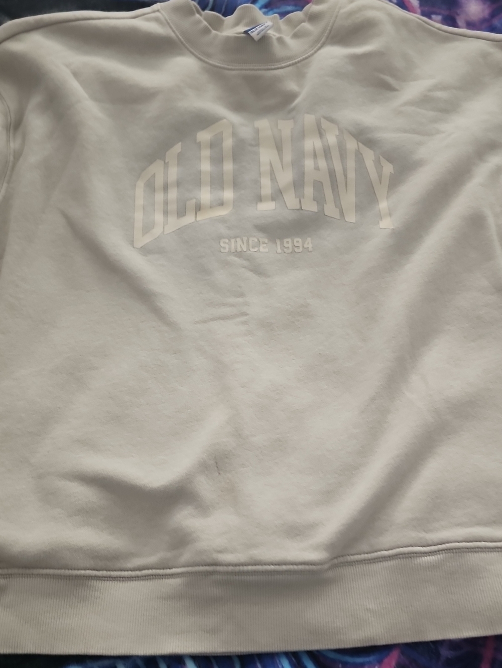 Old Navy Kid’s 10/12 Crewneck Sweatshirt in Light Beige